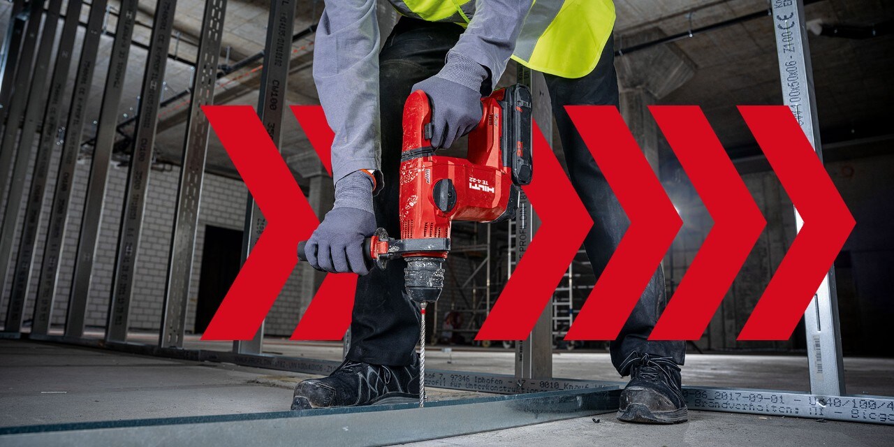Nuron batteridriven borrhammare TE 4-22 från Hilti under användning