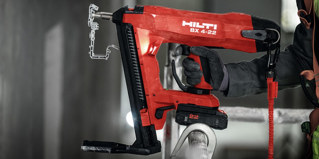 BX 4-ME Spikpistol för kabeldragning