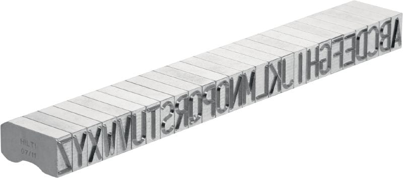 X-MC S 8/12 stansverktyg för stål Vass spets, breda bokstäver och siffror för stansning på metall