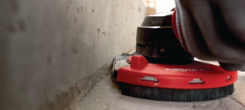 AG 150-A36 Batteridriven vinkelslip Kraftfull batteridriven vinkelslip 36 V med borstlös motor som kapar och slipar med skivor upp till 150 mm i diameter Användningsområden 1