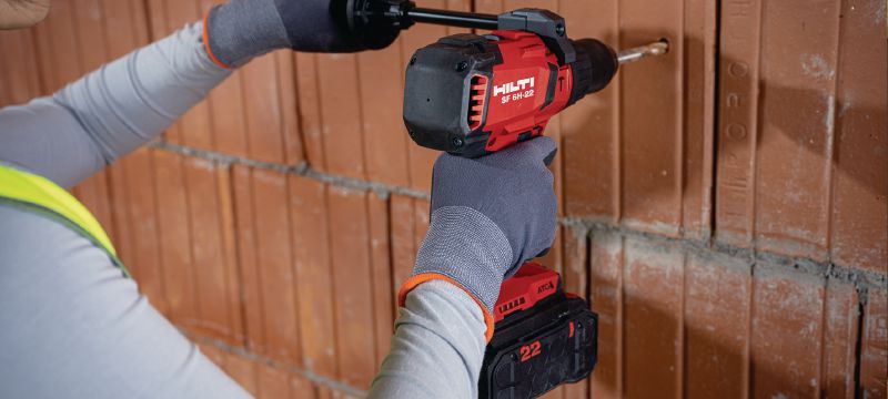SF 6H-22 Batteridriven borrskruvdragare Kraftfull borrskruvdragare med hammarfunktion med aktiv vridmomentskontroll och avancerad ergonomi för universell borrning och skruvning i trä, metall och murverk (Nuron Li-ion Platform) Användningsområden 1