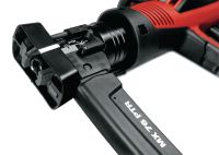 DX 76 PTR bultpistol Krutdriven bultpistol som är halvautomatisk och produktiv, för montage med bandad spik i stål