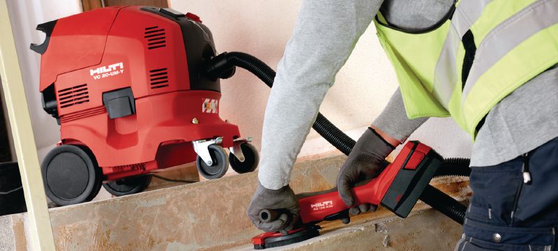 AG 150-A36 Batteridriven vinkelslip Kraftfull batteridriven vinkelslip 36 V med borstlös motor som kapar och slipar med skivor upp till 150 mm i diameter Användningsområden 1